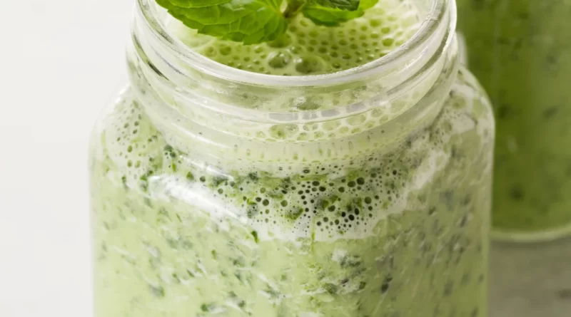 Smoothie Verde com Chá de Hortelã